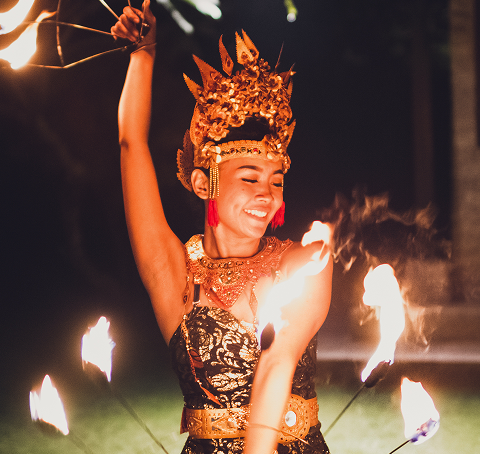 https://www.awesomebalitour.com/public/upload-img/balinese-traditional-dancing-with-fire-show-at-eve-2024-09-14-05-55-30-utc 1.png